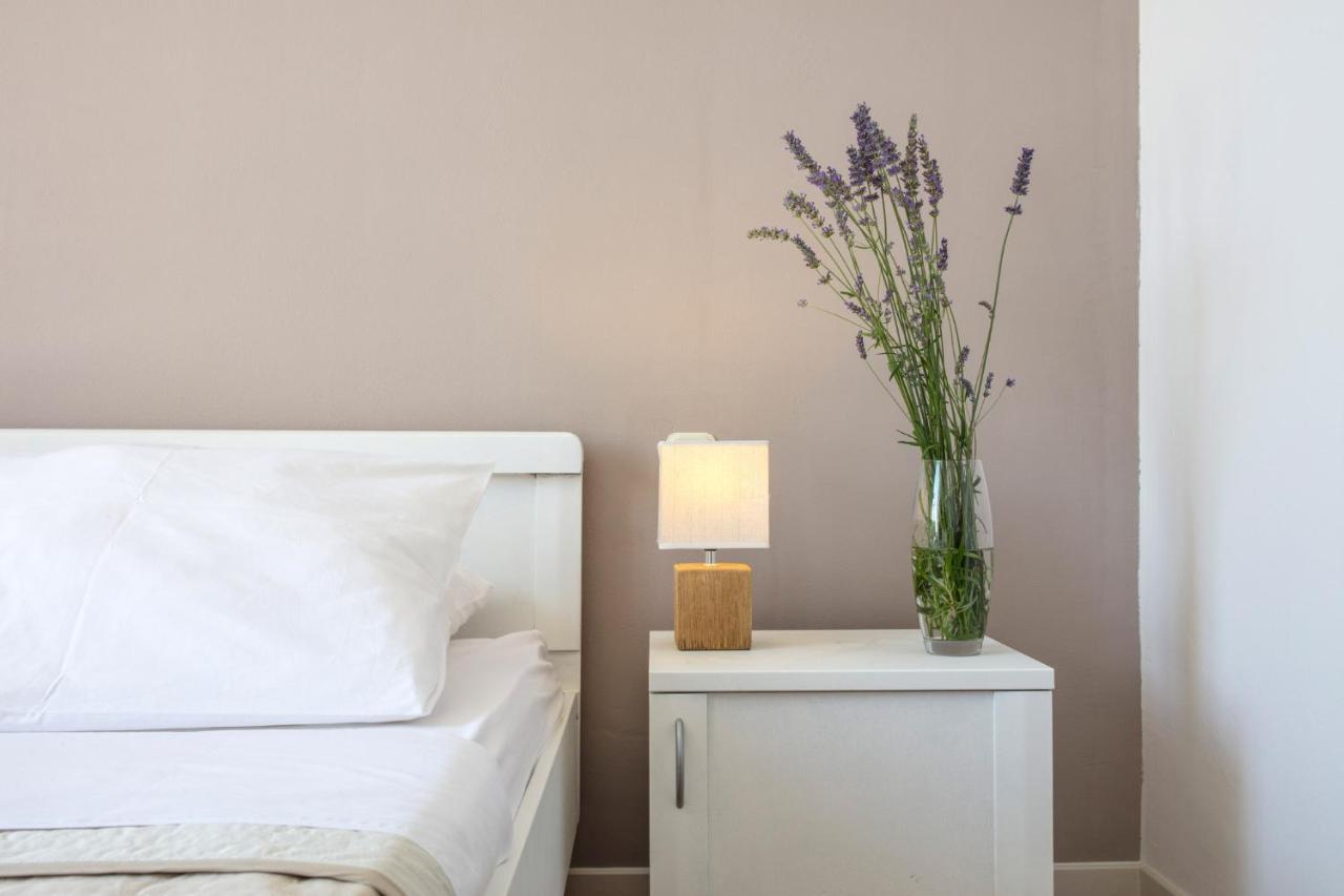 Olife Guesthouse Milna  Dış mekan fotoğraf