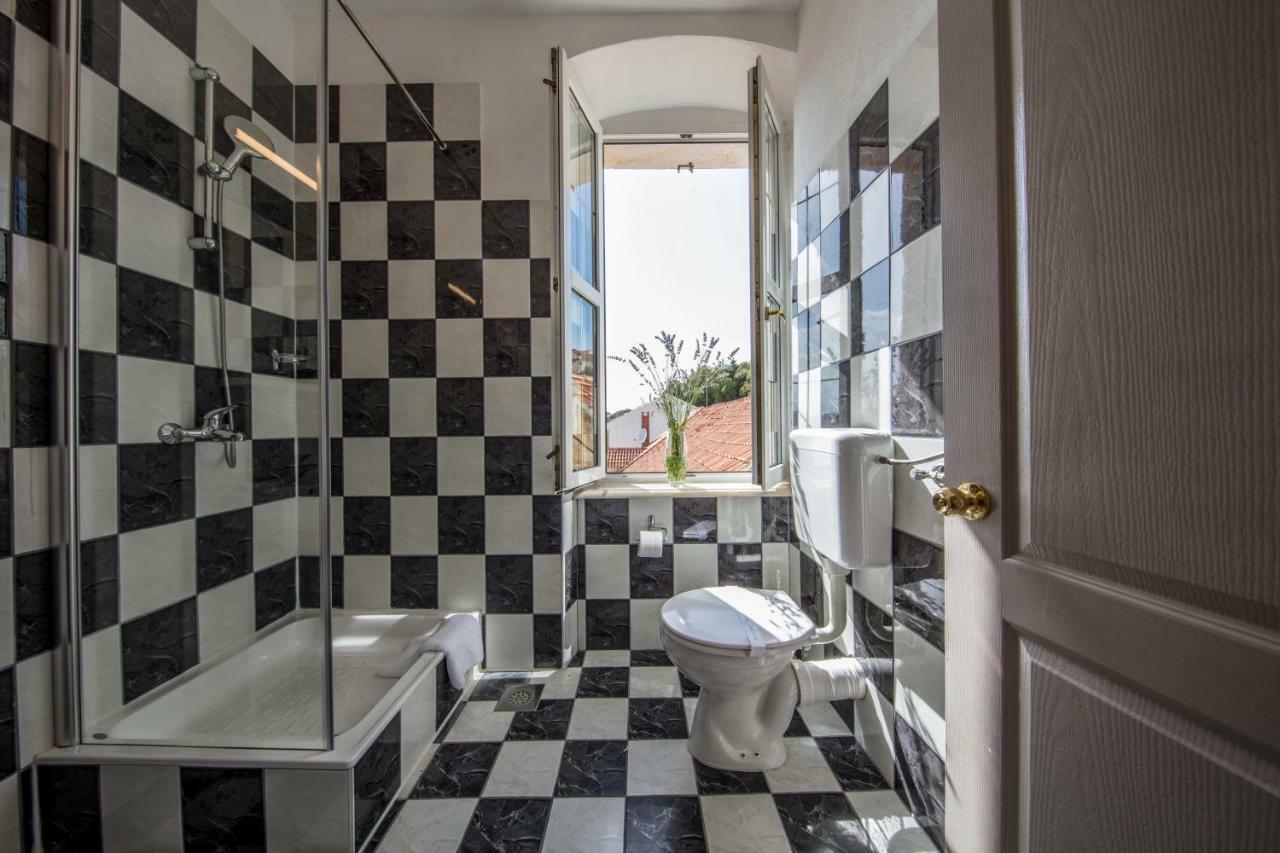 Olife Guesthouse Milna  Dış mekan fotoğraf